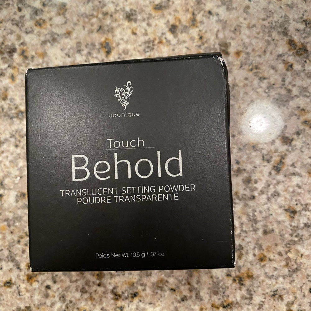 Younique behold setting powder